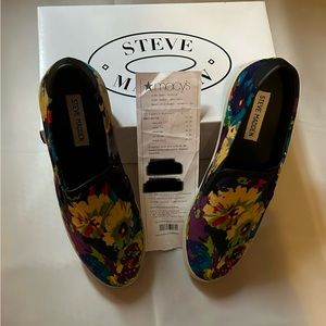 New in box Steve Madden shoes in size 9B